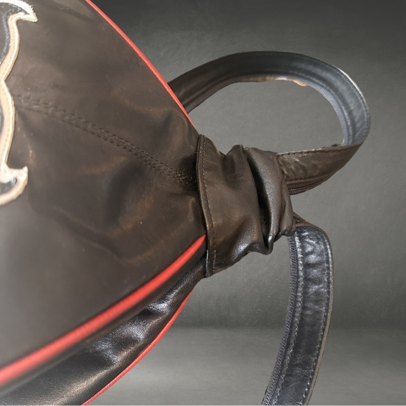 Betty Boob collectors item Black Kid Leather Shoulder /Backpack - Picture 5 of 7